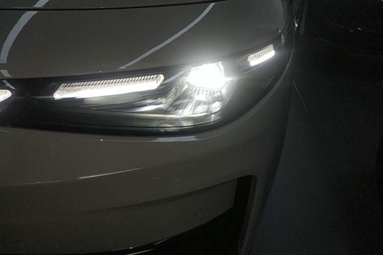 Used Leapmotor C10 2026 605 LiDAR Version Left Front Headlight