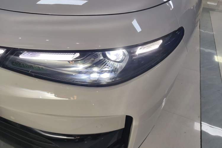 Used Leapmotor C10 2026 605 LiDAR Version Left Front Headlight