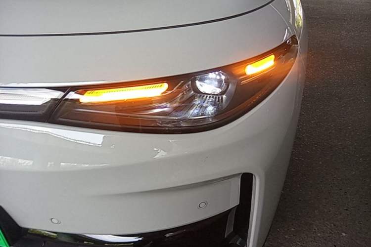 Used Leapmotor C10 2026 605 LiDAR Version Left Front Headlight
