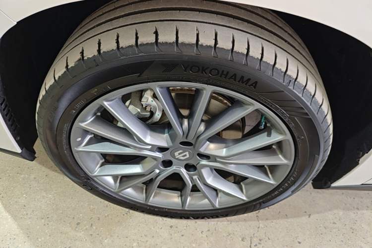 Used Leapmotor C10 2026 605 LiDAR Version Left Front Wheel Hub