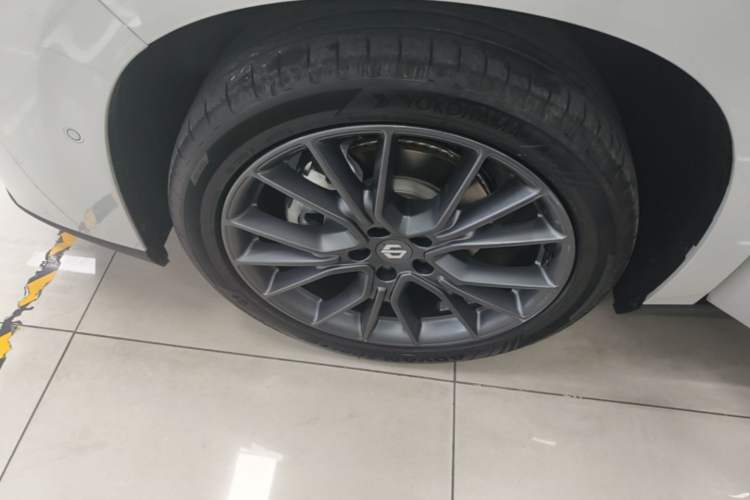 Used Leapmotor C10 2026 605 Enjoyment Edition Left Front Wheel Hub