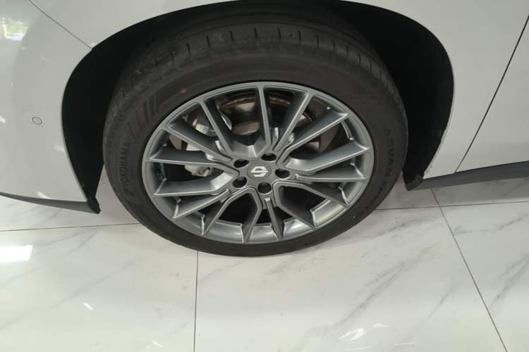 Used Leapmotor C10 2026 605 LiDAR Version Left Front Wheel Hub