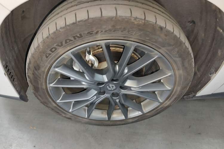Used Leapmotor C10 2026 605 LiDAR Version Left Front Wheel Hub
