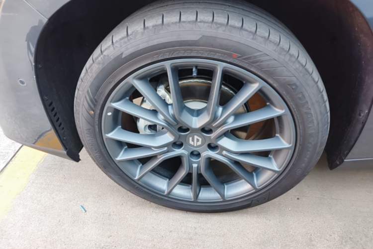 Used Leapmotor C10 2026 605 Enjoyment Edition Left Front Wheel Hub
