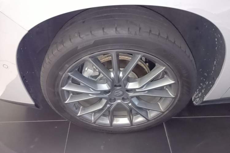 Used Leapmotor C10 2026 605 LiDAR Version Left Front Wheel Hub