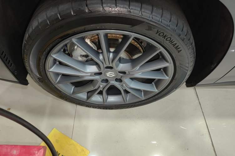 Used Leapmotor C10 2026 605 LiDAR Version Left Front Wheel Hub