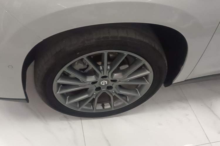 Used Leapmotor C10 2026 605 LiDAR Version Left Front Wheel Hub