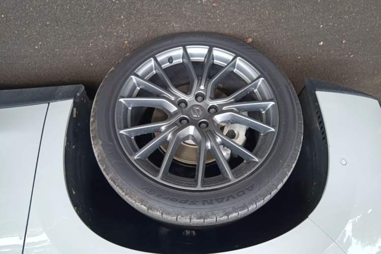Used Leapmotor C10 2026 605 LiDAR Version Left Front Wheel Hub