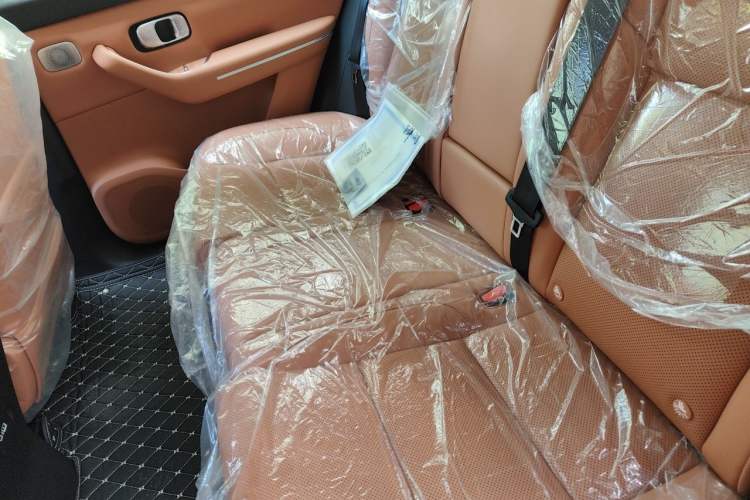 Used Leapmotor C10 2026 210 Joyful Edition Left Rear Seat
