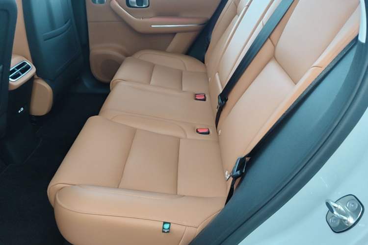 Used Leapmotor C10 2026 605 LiDAR Version Left Rear Seat