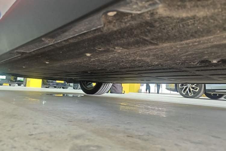 Used Leapmotor C10 2026 605 LiDAR Version Left Side Sill