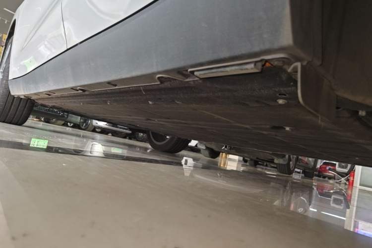 Used Leapmotor C10 2026 605 LiDAR Version Left Side Sill