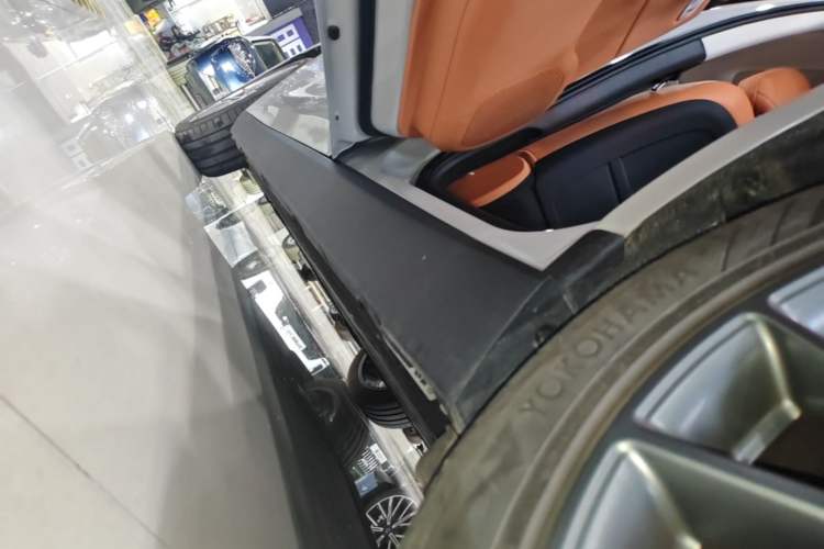 Used Leapmotor C10 2026 605 LiDAR Version Left Side Sill