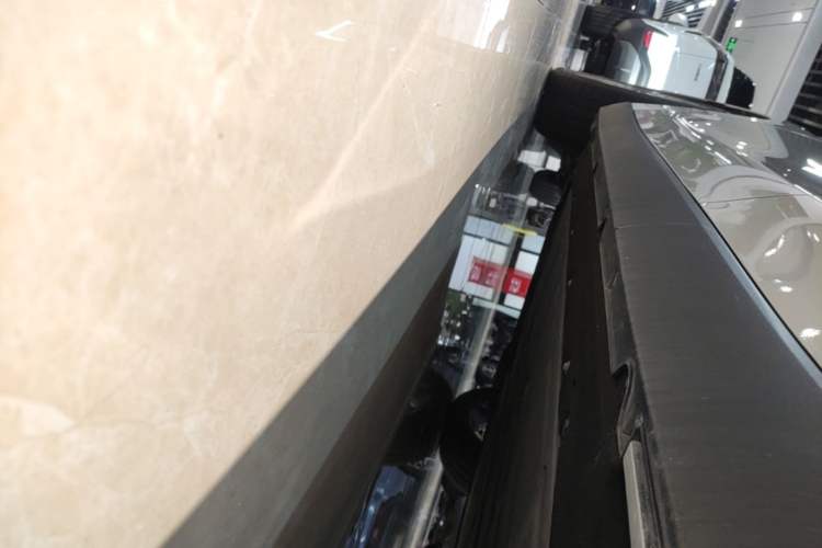 Used Leapmotor C10 2026 605 LiDAR Version Left Side Sill