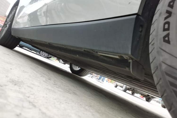 Used Leapmotor C10 2026 605 LiDAR Version Left Side Sill