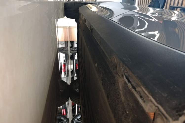 Used Leapmotor C10 2026 605 LiDAR Version Left Side Sill