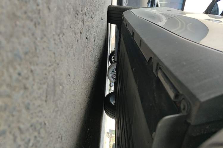 Used Leapmotor C10 2026 605 LiDAR Version Left Side Sill