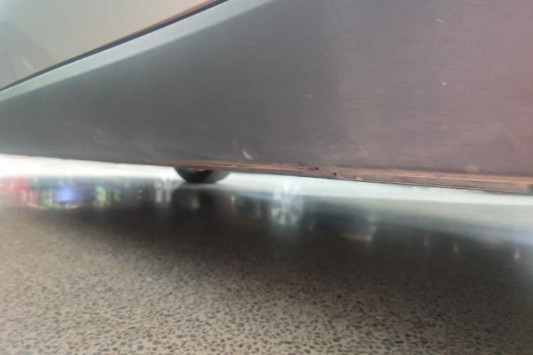Used Leapmotor C10 2026 605 LiDAR Version Left Side Sill