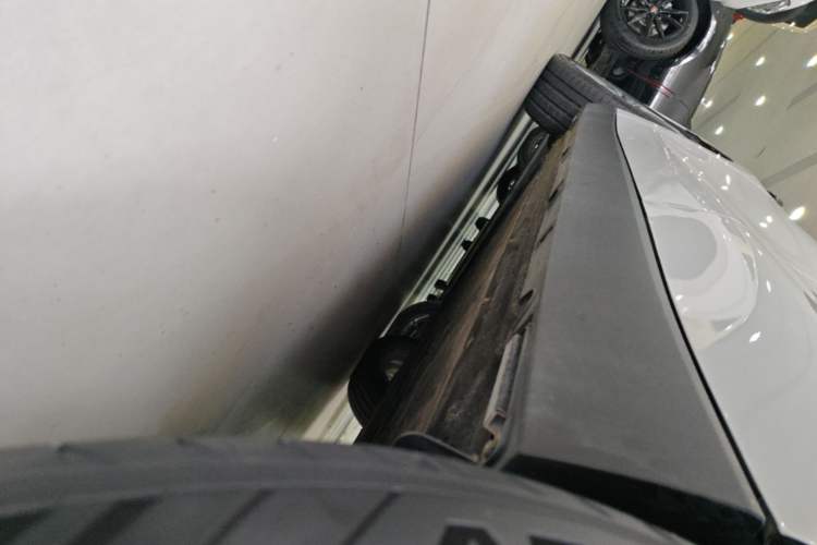 Used Leapmotor C10 2026 605 LiDAR Version Left Side Sill