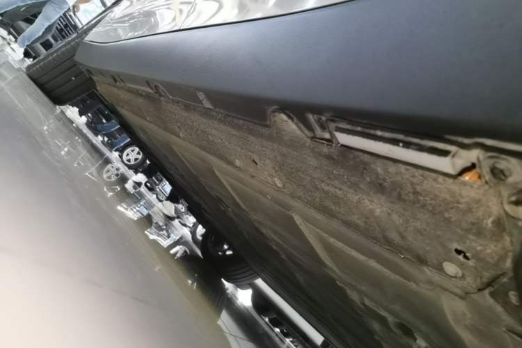 Used Leapmotor C10 2026 605 LiDAR Version Left Side Sill