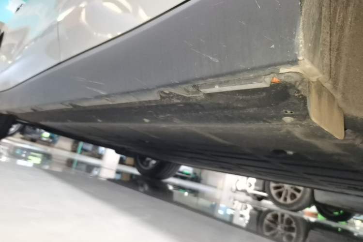 Used Leapmotor C10 2026 605 LiDAR Version Left Side Sill
