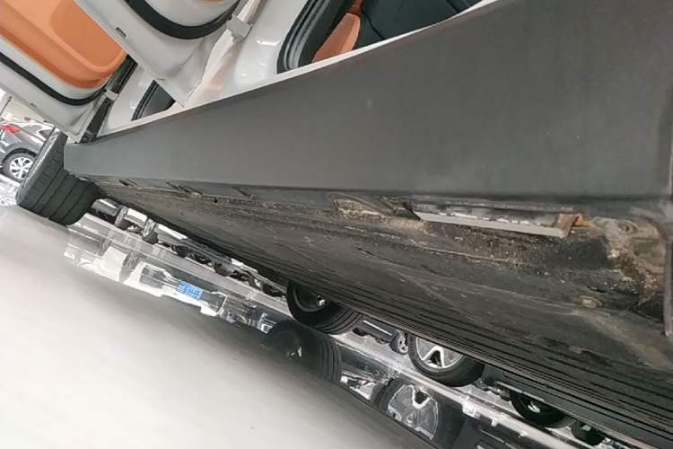 Used Leapmotor C10 2026 605 LiDAR Version Left Side Sill