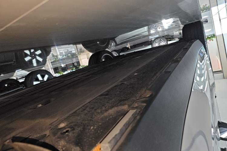 Used Leapmotor C10 2026 605 LiDAR Version Left Side Sill