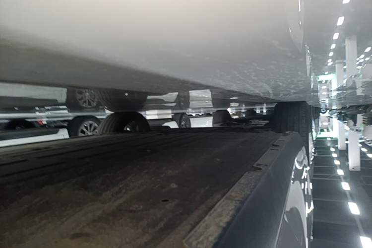 Used Leapmotor C10 2026 605 LiDAR Version Left Side Sill