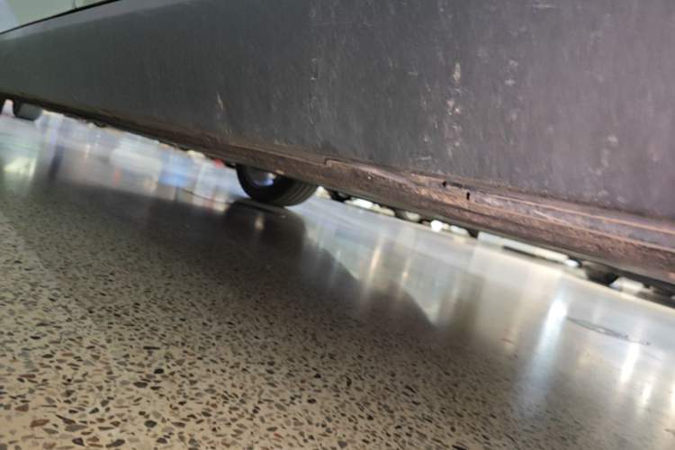 Used Leapmotor C10 2026 605 LiDAR Version Left Side Sill