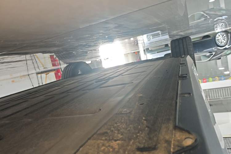 Used Leapmotor C10 2026 605 LiDAR Version Left Side Sill