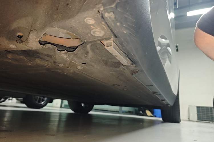 Used Leapmotor C10 2026 605 LiDAR Version Left Side Sill