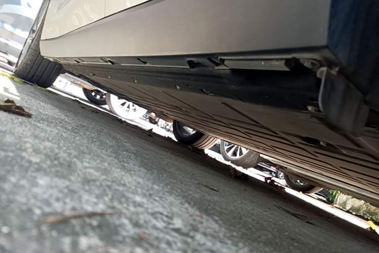 Used Leapmotor C10 2026 605 LiDAR Version Left Side Sill