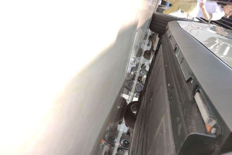 Used Leapmotor C10 2026 605 LiDAR Version Left Side Sill
