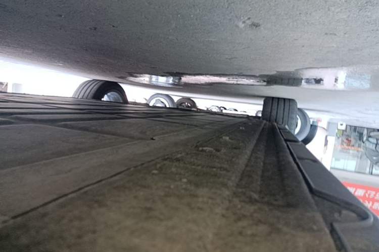 Used Leapmotor C10 2026 605 LiDAR Version Left Side Sill