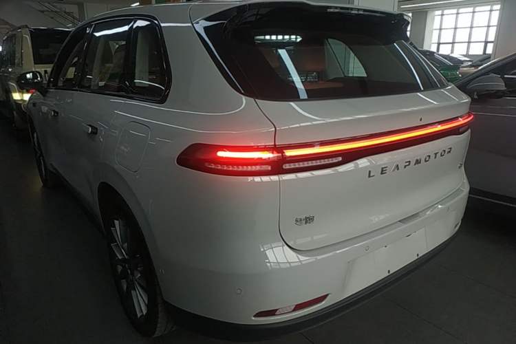 Used Leapmotor C10 2026 605 LiDAR Version Rear Left 45 Deg