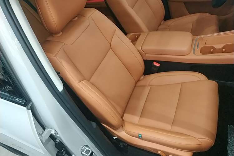 Used Leapmotor C10 2026 605 LiDAR Version Right Front Seat