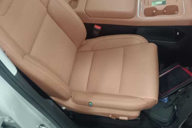 Used Leapmotor C10 2026 605 LiDAR Version Right Front Seat