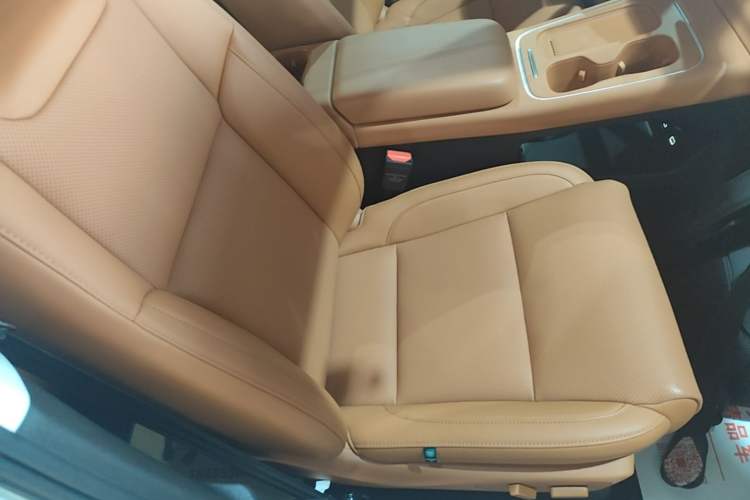 Used Leapmotor C10 2026 605 LiDAR Version Right Front Seat