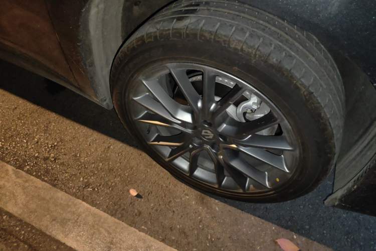 Used Leapmotor C10 2026 605 Enjoyment Edition Right Front Wheel Hub