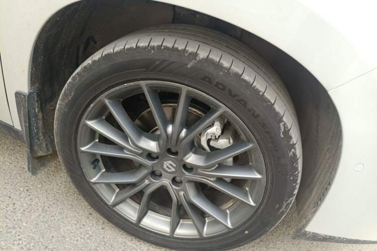 Used Leapmotor C10 2026 605 Enjoyment Edition Right Front Wheel Hub