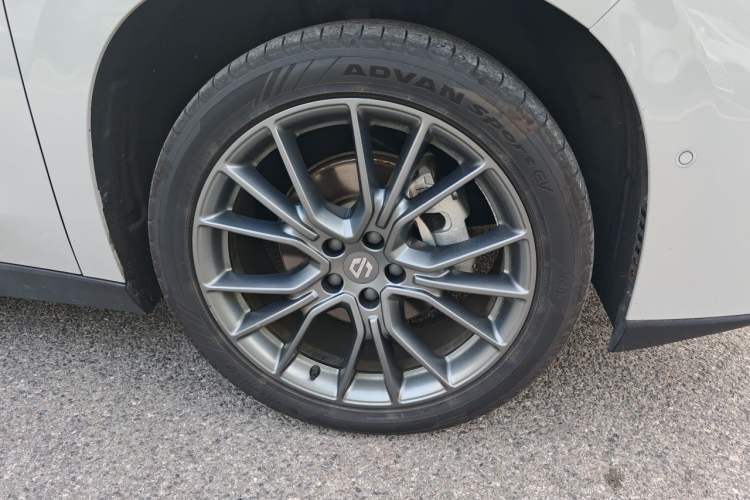 Used Leapmotor C10 2026 605 LiDAR Version Right Front Wheel Hub