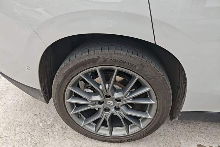 Used Leapmotor C10 2026 605 LiDAR Version Right Rear Wheel Hub
