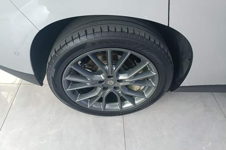 Used Leapmotor C10 2026 605 LiDAR Version Right Rear Wheel Hub