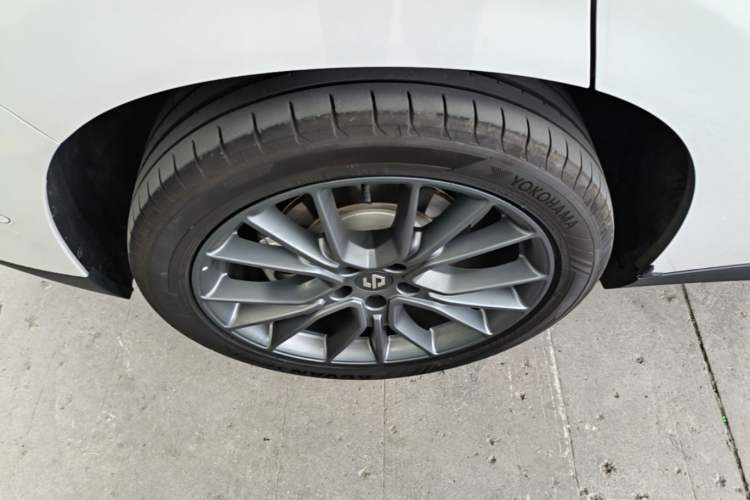 Used Leapmotor C10 2026 605 Enjoyment Edition Right Rear Wheel Hub