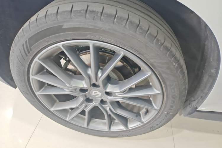 Used Leapmotor C10 2026 605 LiDAR Version Right Rear Wheel Hub
