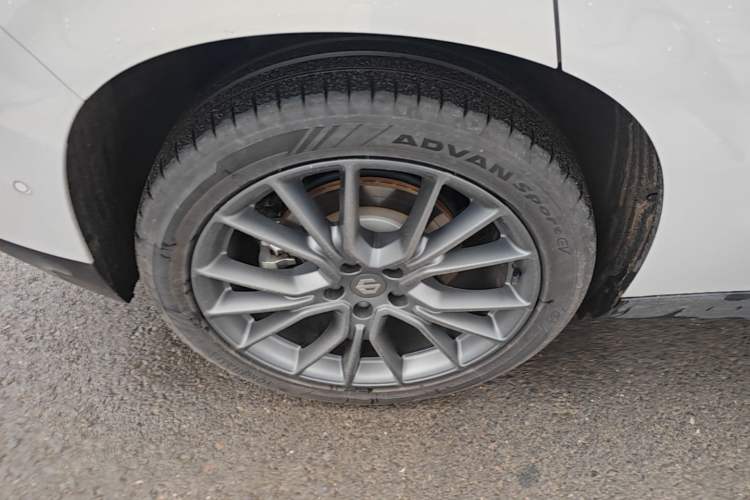 Used Leapmotor C10 2026 605 LiDAR Version Right Rear Wheel Hub