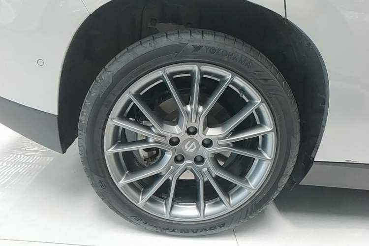 Used Leapmotor C10 2026 605 LiDAR Version Right Rear Wheel Hub