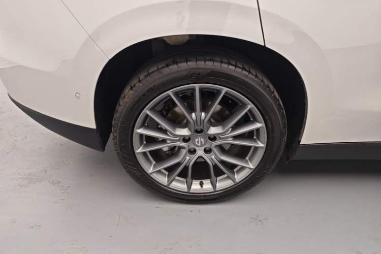 Used Leapmotor C10 2026 210 LiDAR Version Right Rear Wheel Hub