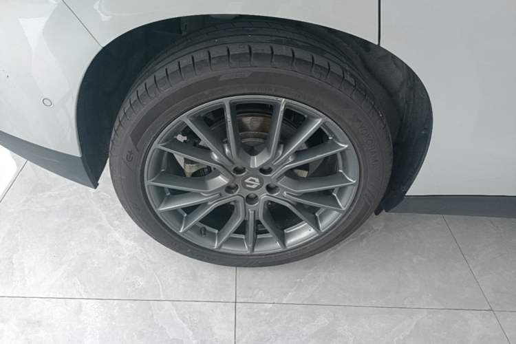Used Leapmotor C10 2026 605 LiDAR Version Right Rear Wheel Hub
