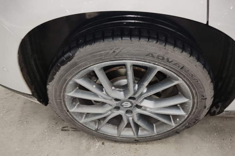 Used Leapmotor C10 2026 605 LiDAR Version Right Rear Wheel Hub